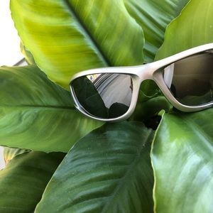 NWOT Vintage Sunglasses Y2K STREETWEAR